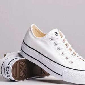 Converse Chuck Taylor All-Star Lift Platform Canvas Sneaker